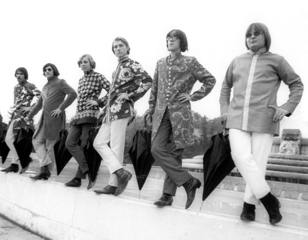 How to be Disillusioned and Still be Relaxed: A Review of the Strawberry Alarm Clock Bands Incense and Peppermints