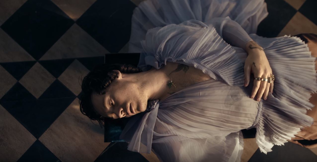 +84: what it feels like to be falling out of love (or not)